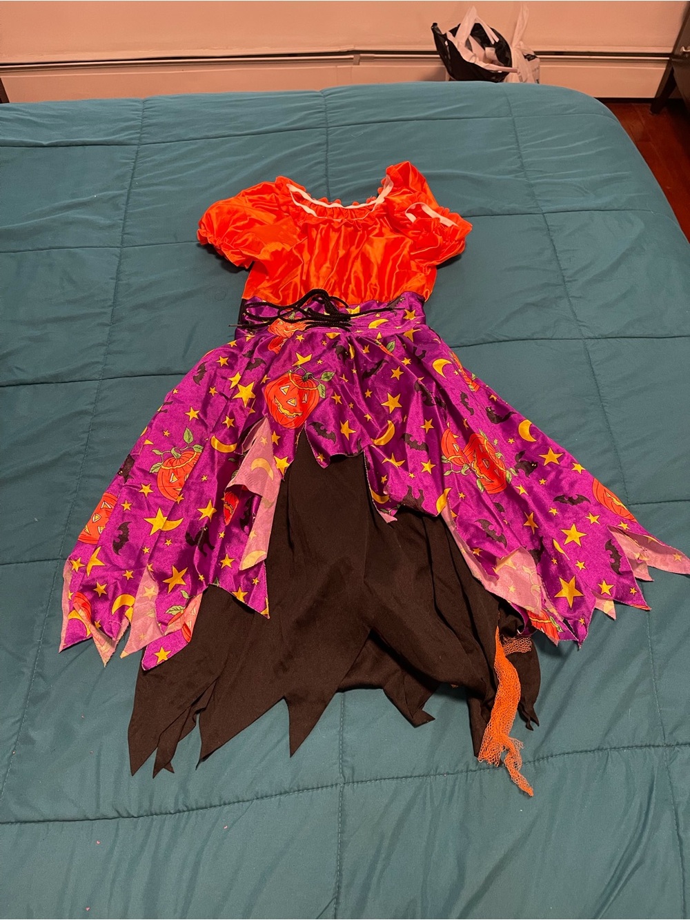 Womens witch Costume M